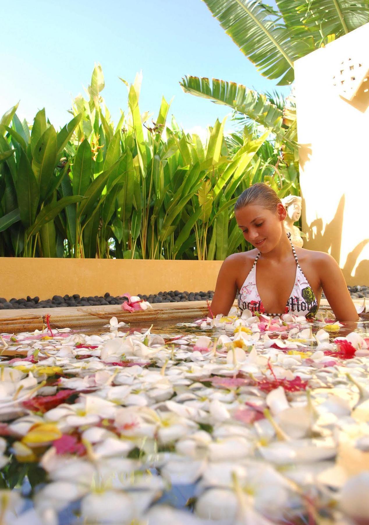 Mariana Resort & Spa San Roque Bagian luar foto